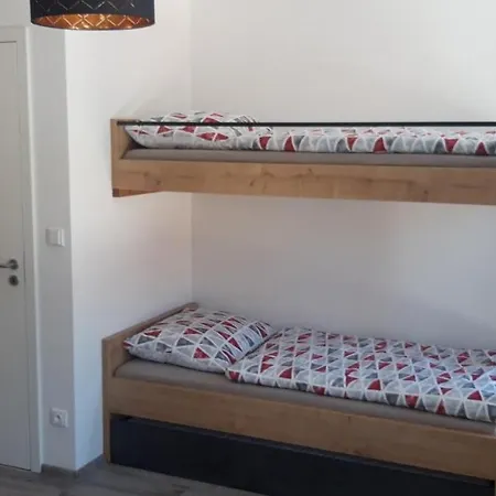Pod Sjezdovkami Apartment